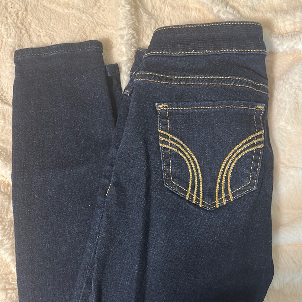 Dark wash skinny jeans
